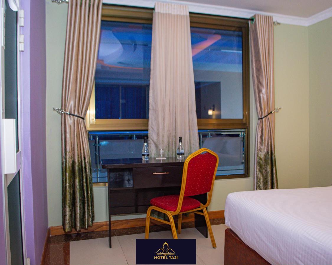Hotel Taji 纳纽基 外观 照片