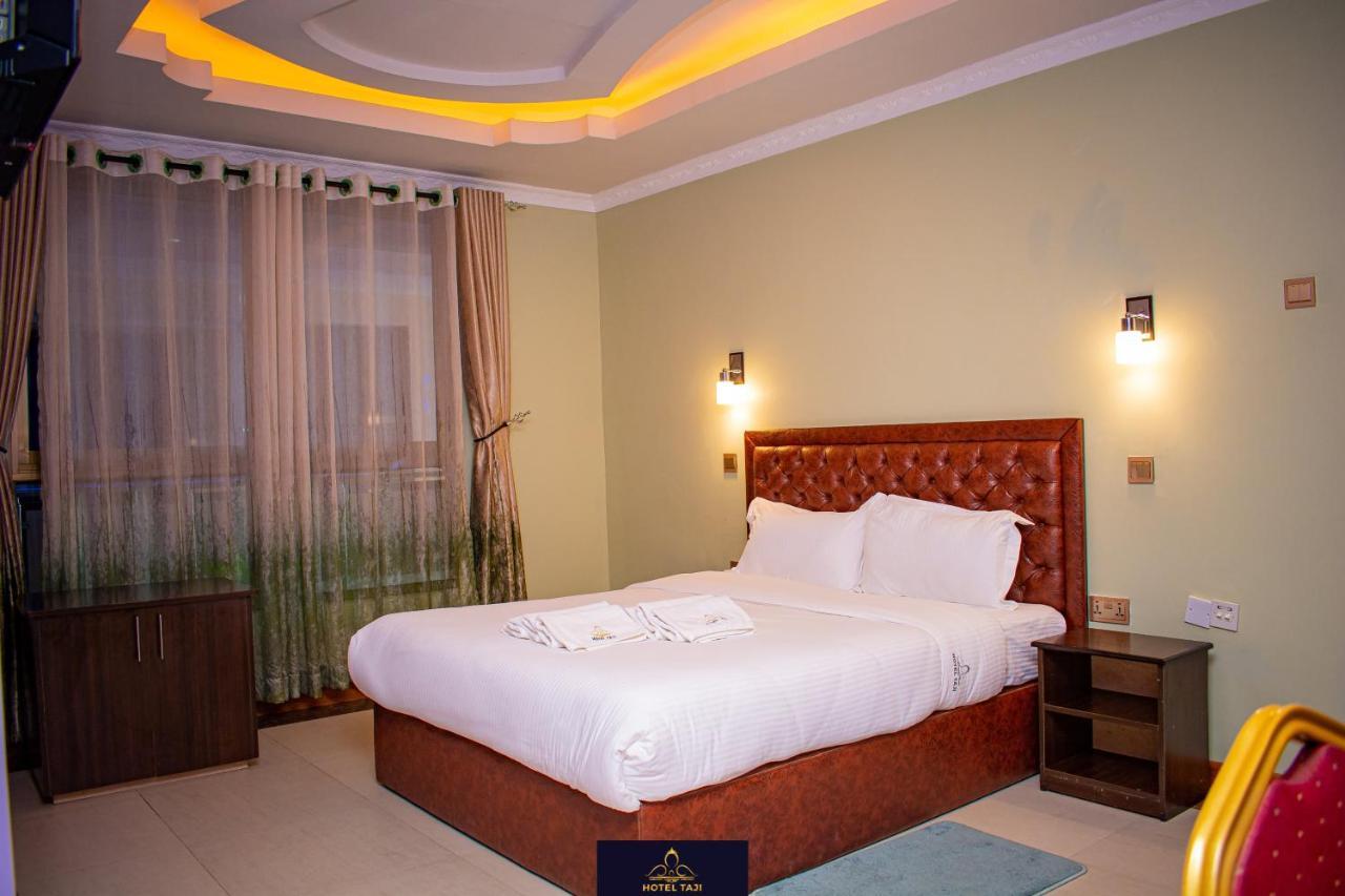Hotel Taji 纳纽基 外观 照片