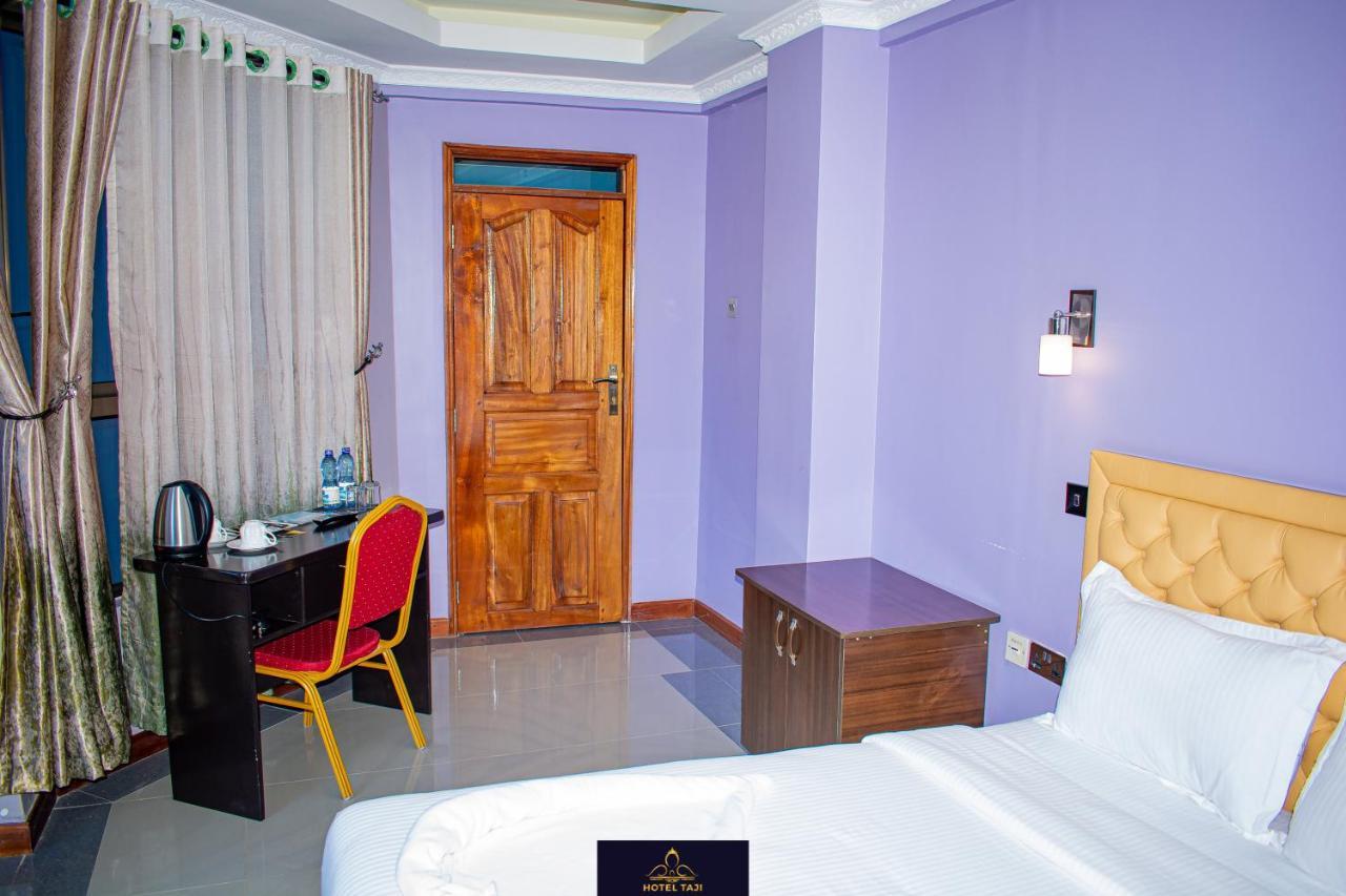 Hotel Taji 纳纽基 外观 照片
