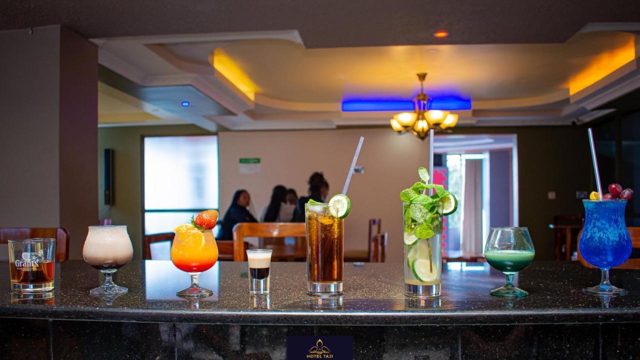 Hotel Taji 纳纽基 外观 照片